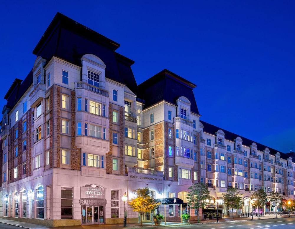 โรงแรมคอมมอนเวลท์ บอสตัน ภายนอก รูปภาพ The Village at Lake Park
