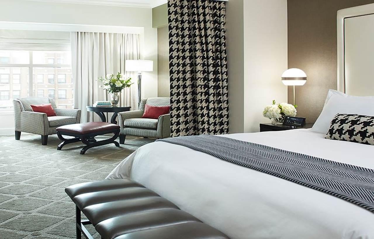 โรงแรมคอมมอนเวลท์ บอสตัน ภายนอก รูปภาพ A guest room at the Four Seasons Hotel