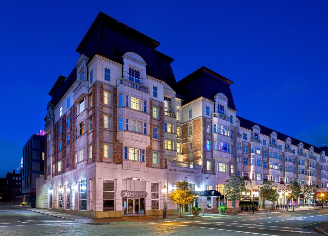 โรงแรมคอมมอนเวลท์ บอสตัน ภายนอก รูปภาพ The Village at West End