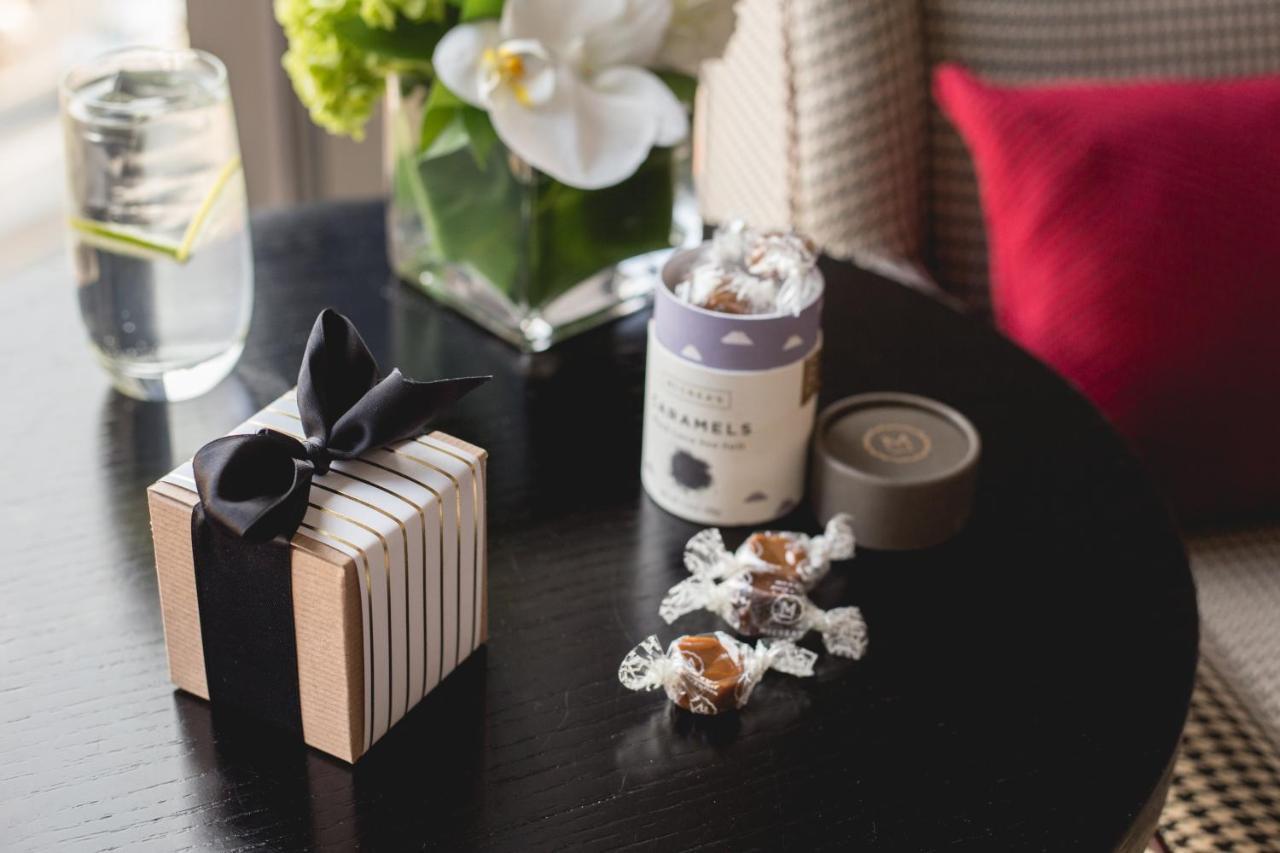 โรงแรมคอมมอนเวลท์ บอสตัน ภายนอก รูปภาพ A Jo Malone product