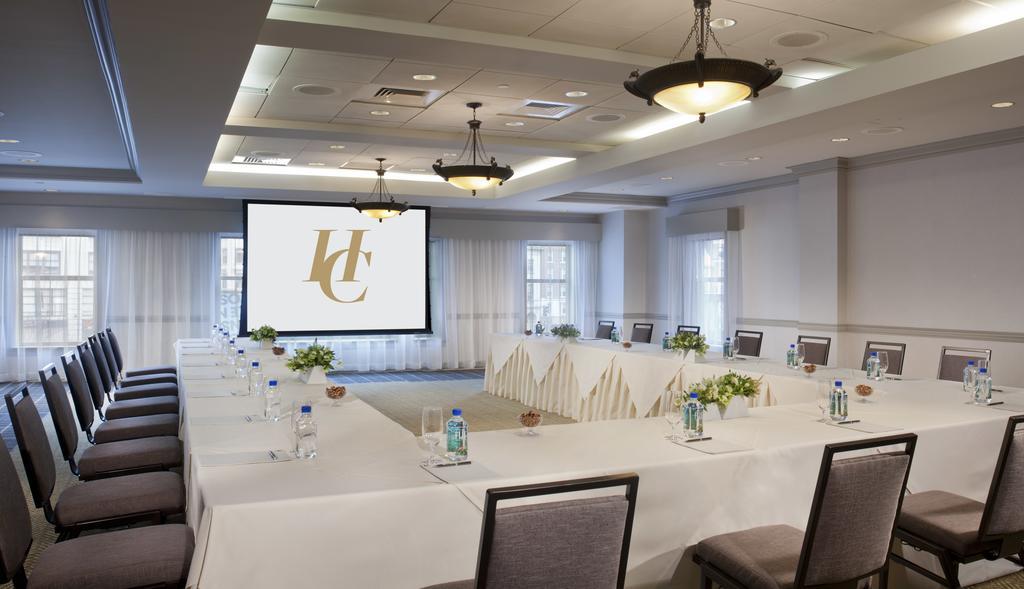 โรงแรมคอมมอนเวลท์ บอสตัน ภายนอก รูปภาพ The meeting room at the K Club